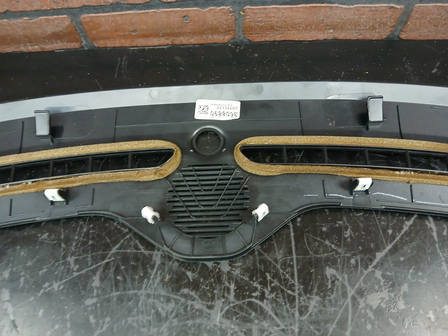 2015-2023 Dodge Challenger Dash Windshield Defroster Grille Panel 5la14dx9ad