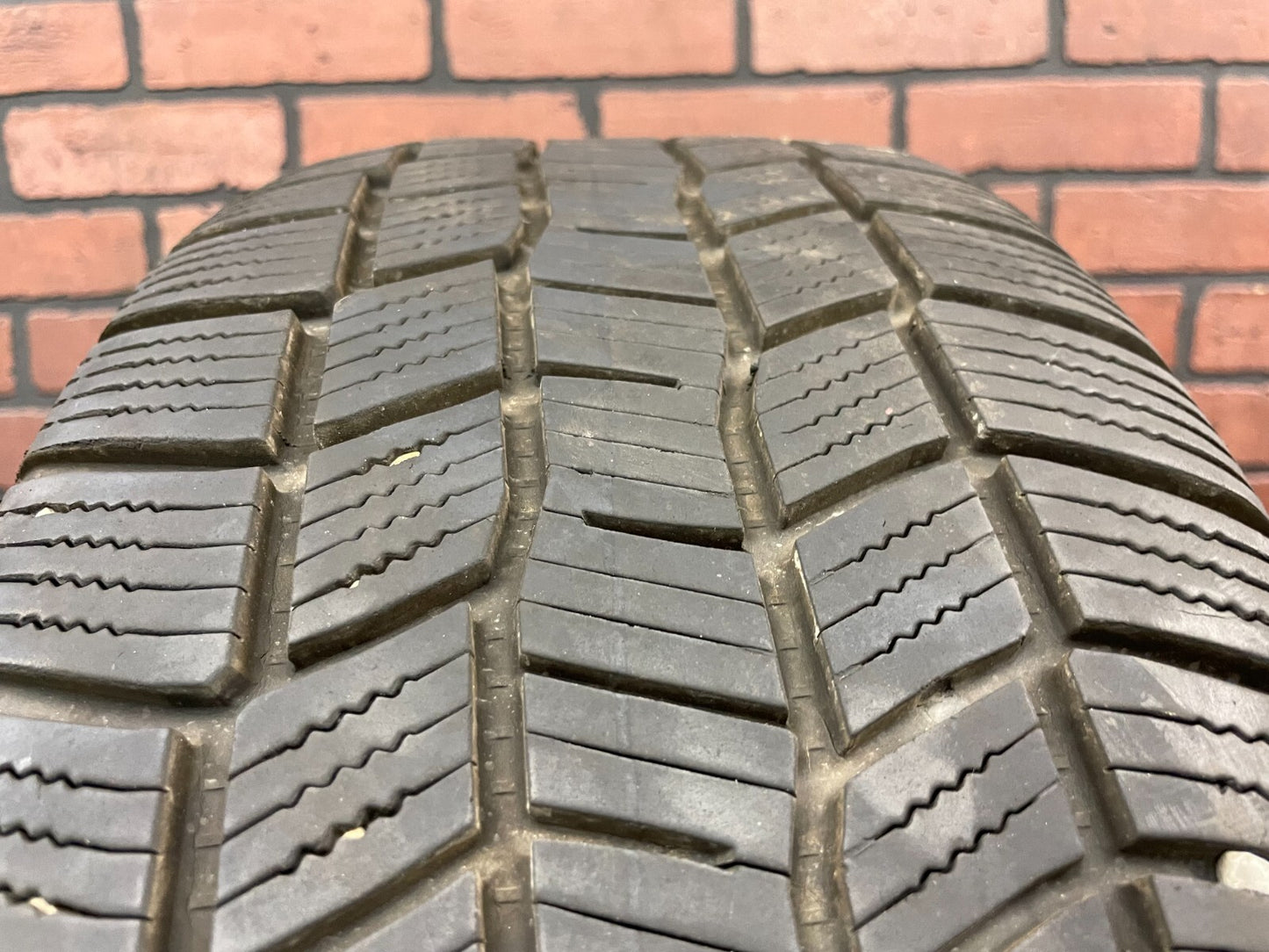 Used Full Set of 4 Tires 225/60R18 General Altimax 365 AW 100H - 6.5/32