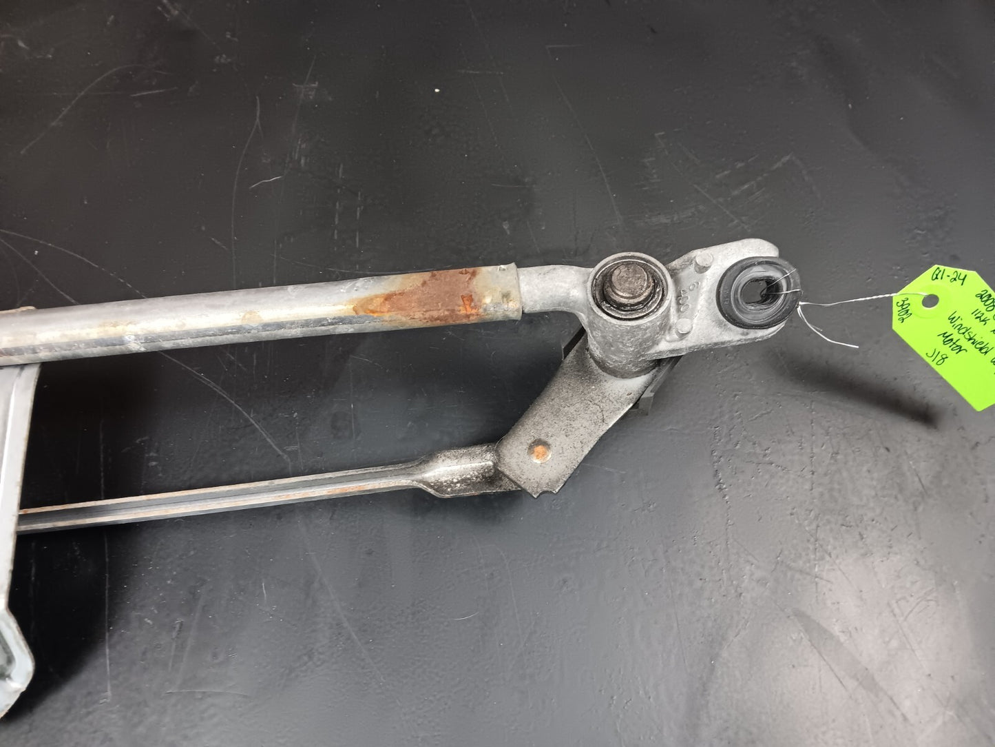 08-10 Jeep Grand Cherokee Front Windshield Wiper Motor and Linkage 55079110aa