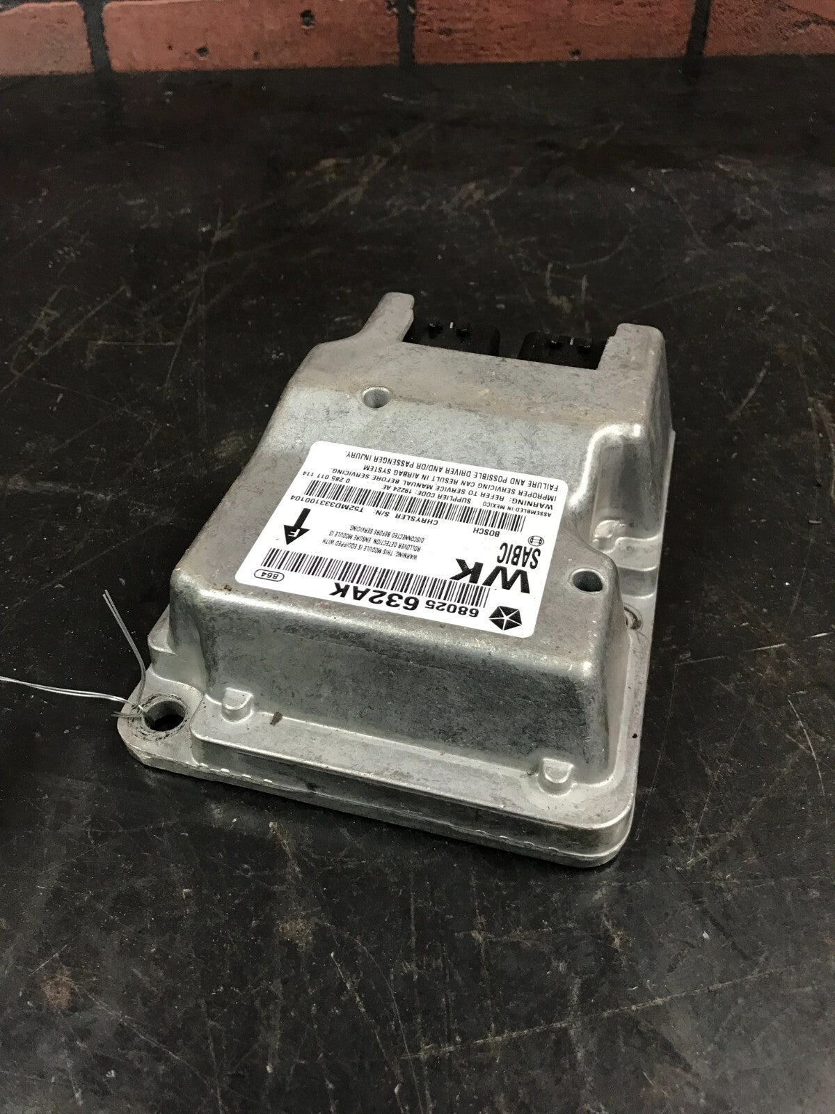 11-13 Jeep Grand Cherokee SRT Occupant Restraint Control Module 68025632AK