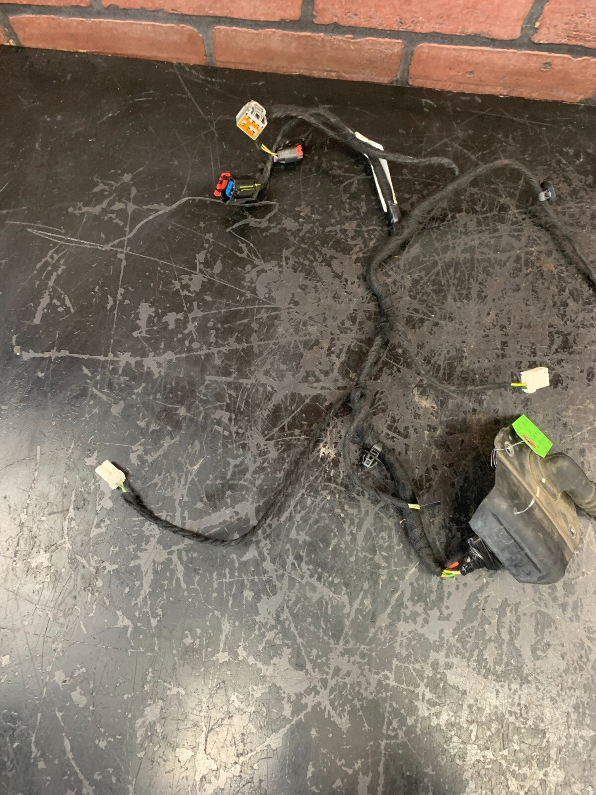 JEEP GRAND CHEROKEE SRT 16-17 OEM REAR DRIVER LH DOOR WIRING HARNESS 68251722AB
