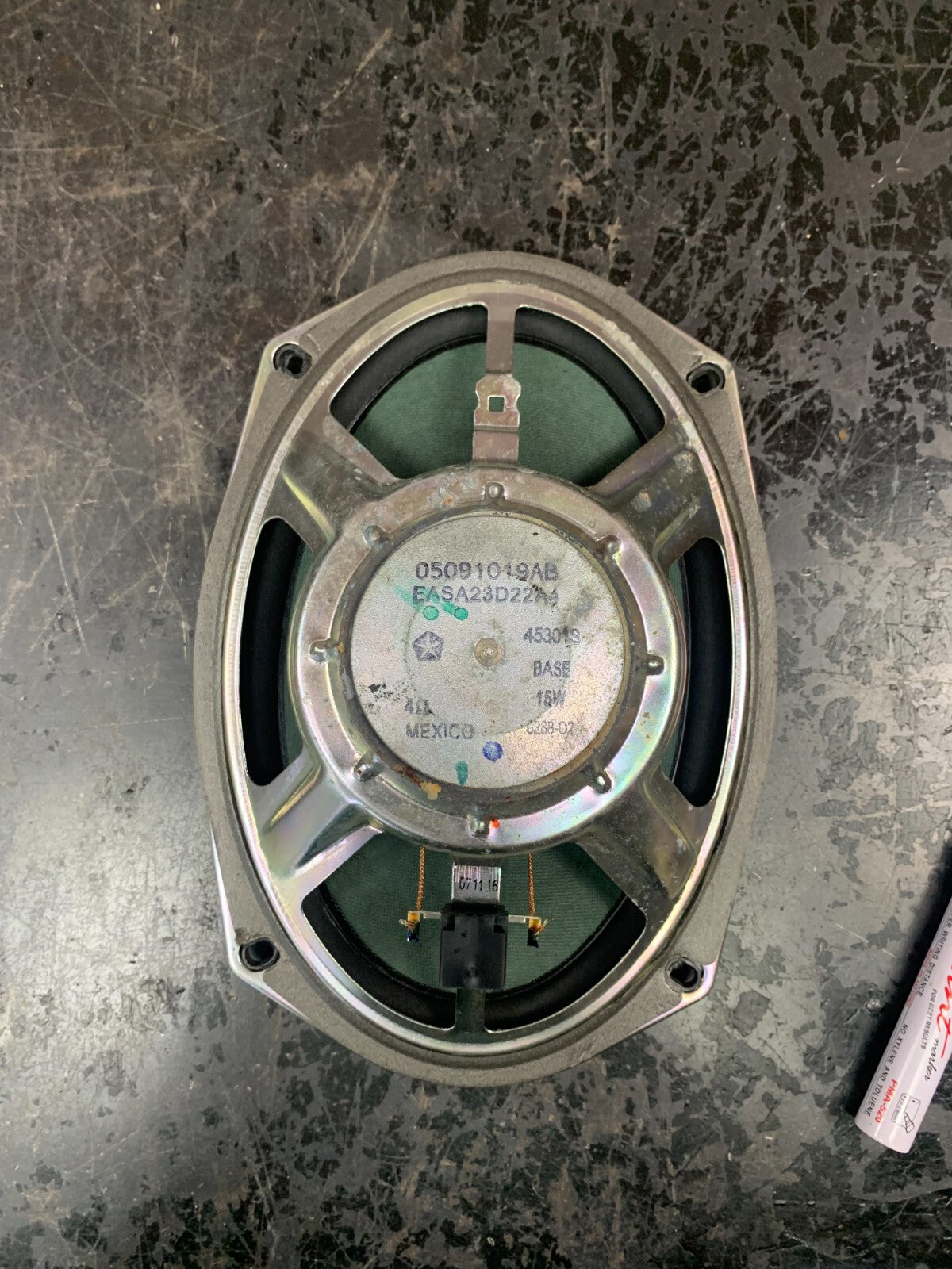 DODGE CHALLENGER/300 FRONT RH/LH SPEAKER SET DOOR AUDIO SPEAKERS 5091019AB OEM