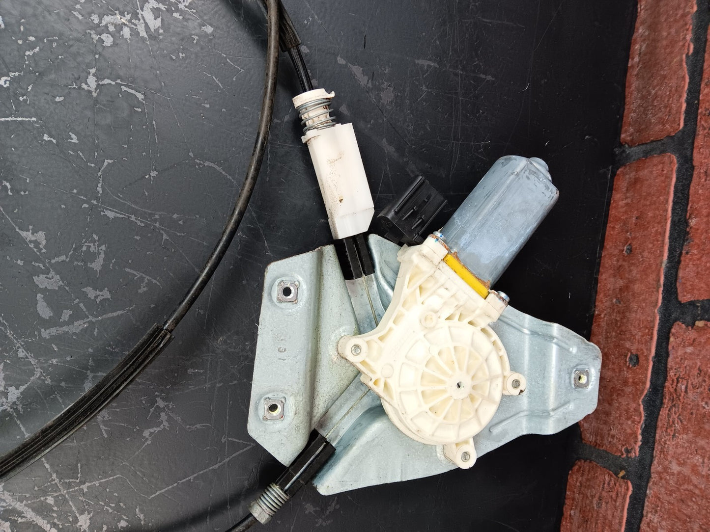 2008-2023 Dodge Challenger Passenger RH Side Window Motor Actuator 04816166adc