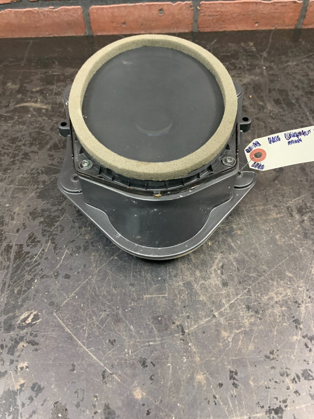 2015-2020 DODGE CHALLENGER SRT 6.4L OEM FRONT RIGHT OR LEFT DOOR AUDIO SPEAKER