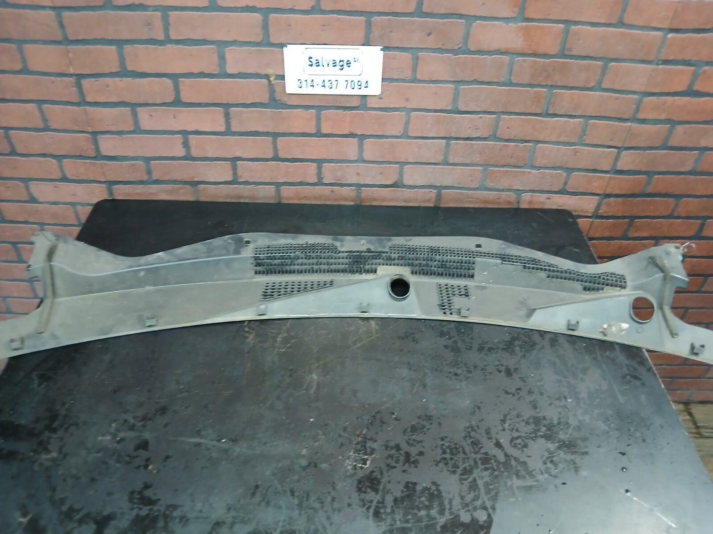 2007-2012 Dodge Caliber Mopar Windshield Grille Cowl Top Panel 05303815af
