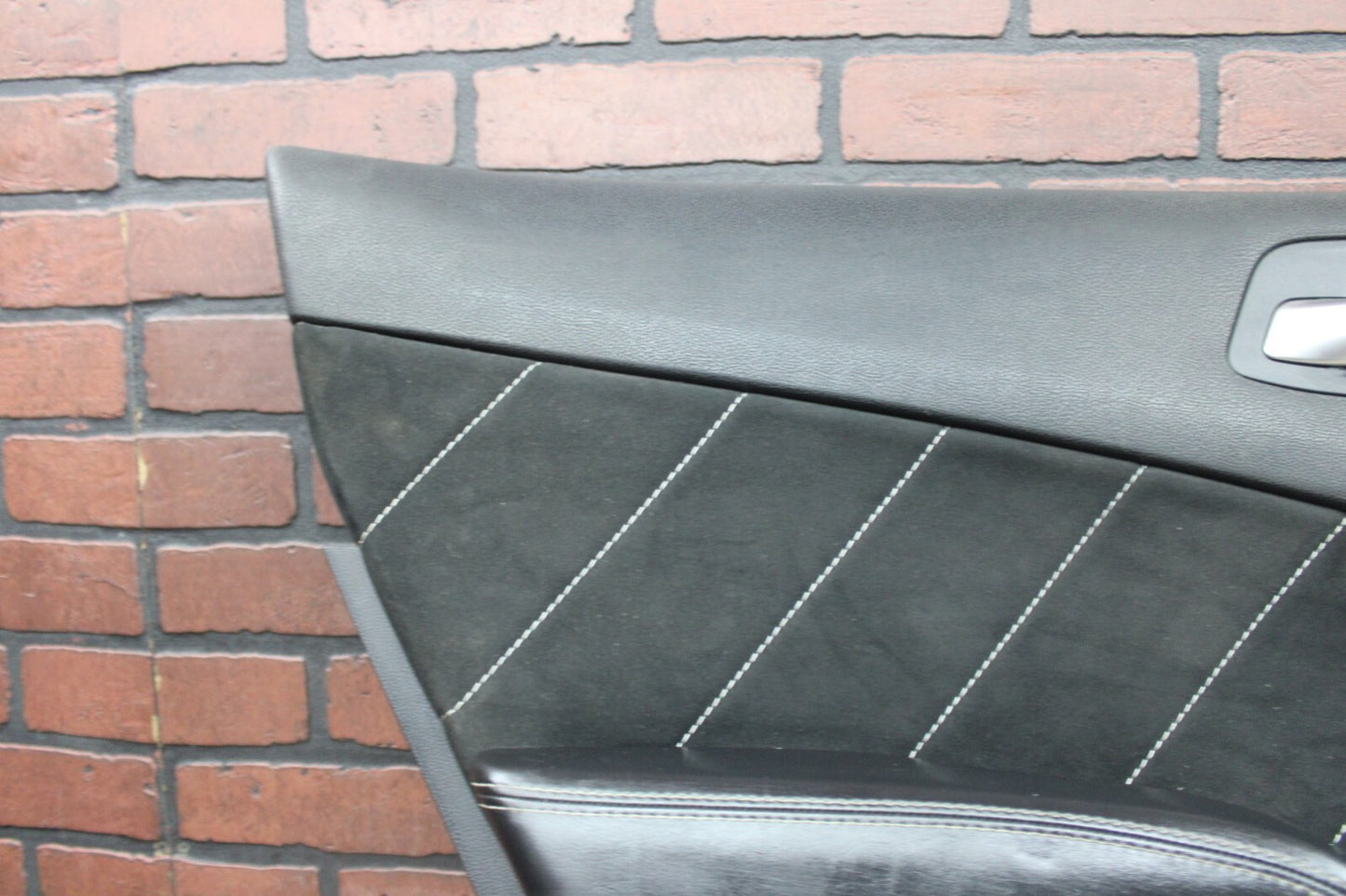 11-14 DODGE CHARGER SRT8 OEM INTERIOR REAR LEFT DOOR PANEL TRIM COVER 1PE35DX9AI
