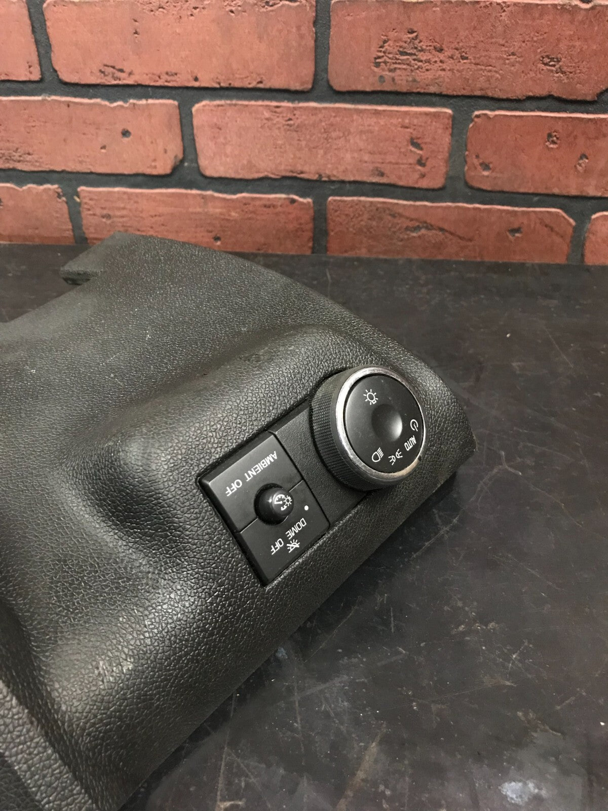 2007-2019 GM Lower Knee Bolster Steering Column Cover Panel 22938737