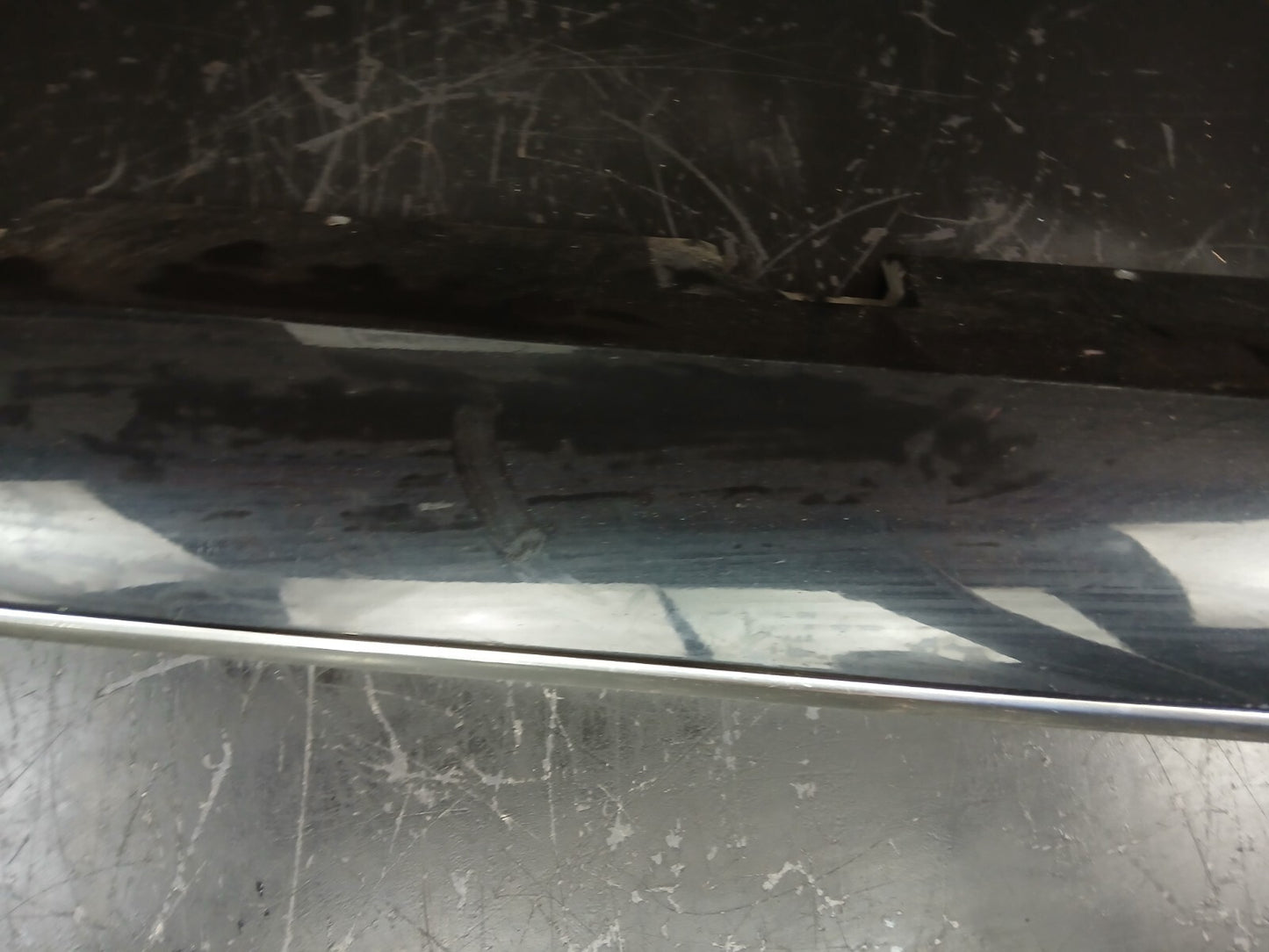 2011-15 Audi A8 Quattro Driver LH Side Skirt Rocker Panel Molding 4h0 853 859 e