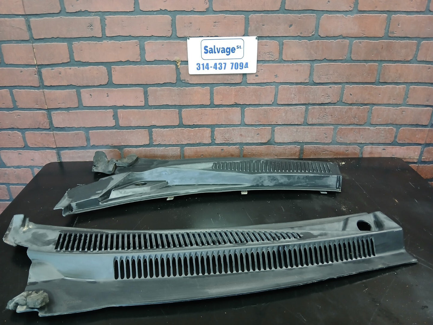 05-10 Grand Cherokee Windshield Dash Defroster Cowl Grille Trim Set 55156852ag