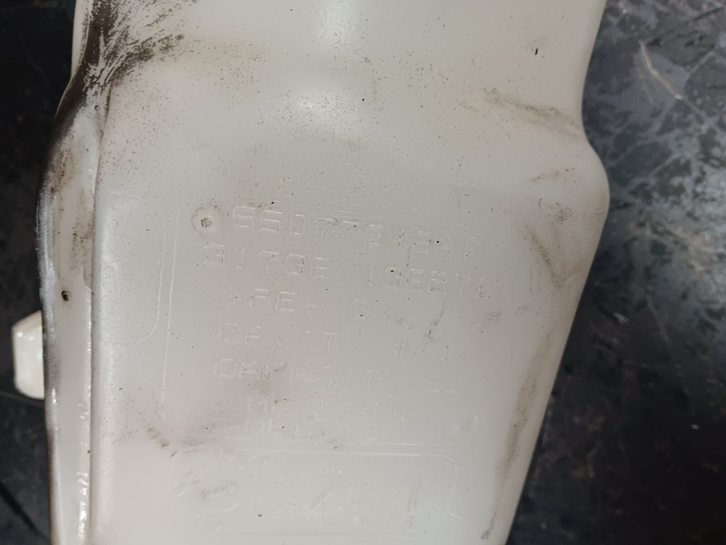 2004-2005 Dodge Ram Windshield Wiper Washer Fluid Reservoir 55077349af