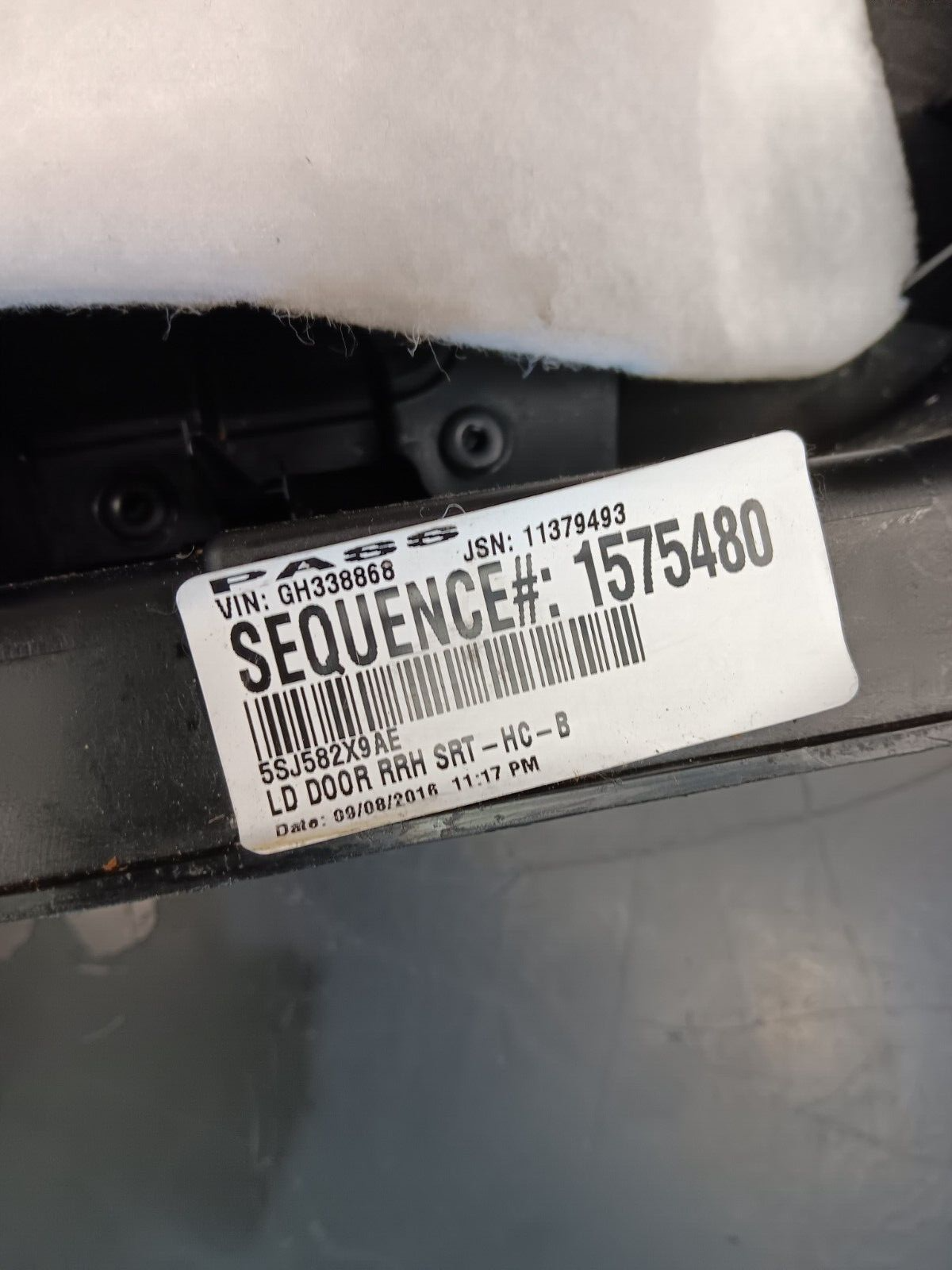 2015-2019 Dodge Charger Rear Passenger RH Interior Door Panel 5sj582x9ae