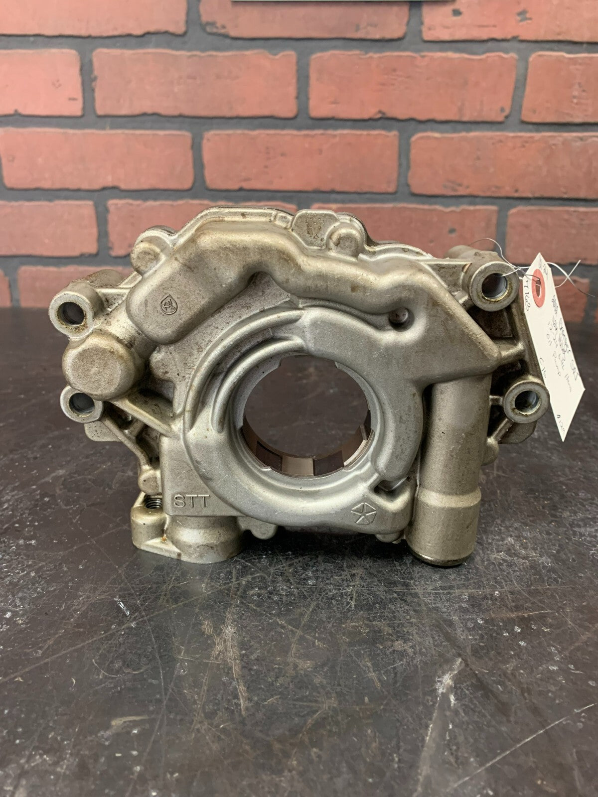MOPAR Oil Pump - 2011-2023 6.4 Liter 392 C.I. Engine (Part # 05038398AE)