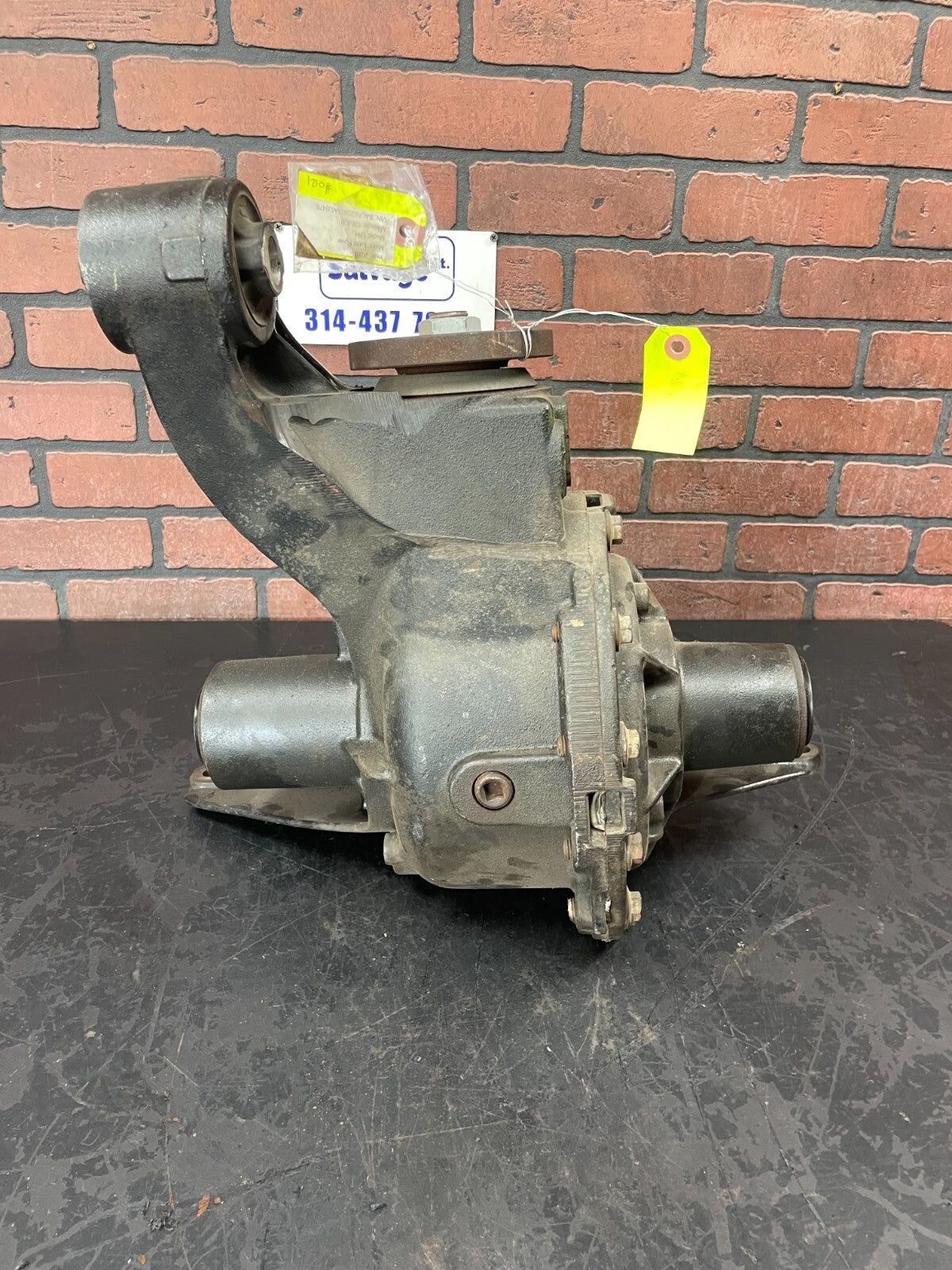 Land Rover LR4 10-13 OEM Rear Differential Carrier Non Locking 5H22-4W063-MB