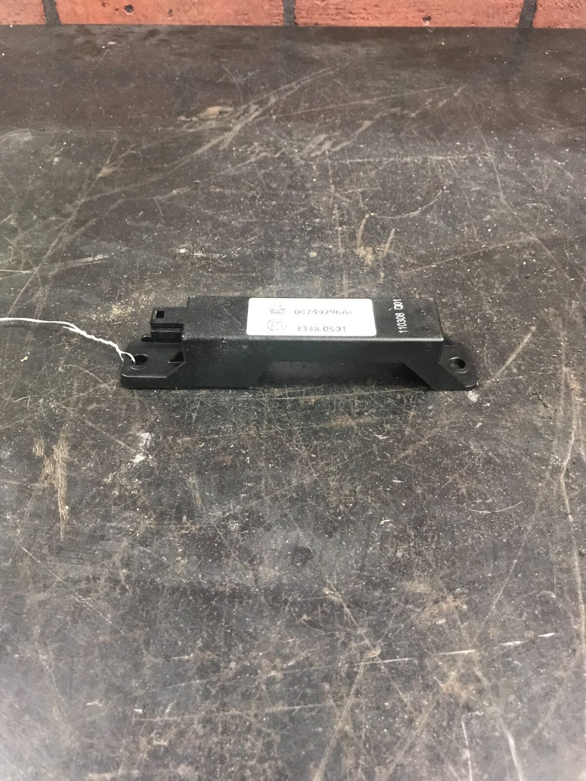 2011-14 Jeep/Charger/Challenger/300 SRT Keyless Entry Antenna Module 04749296AA