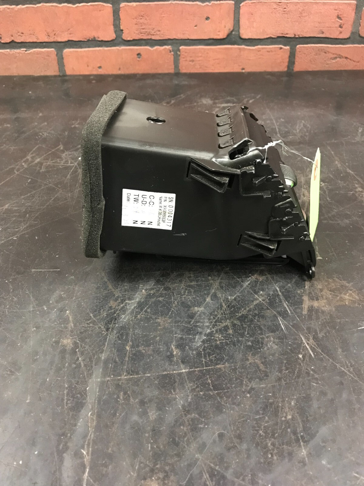 2011-2013 Jeep Grand Cherokee SRT Outer LH Driver Dash Air Vent OEM 17499F