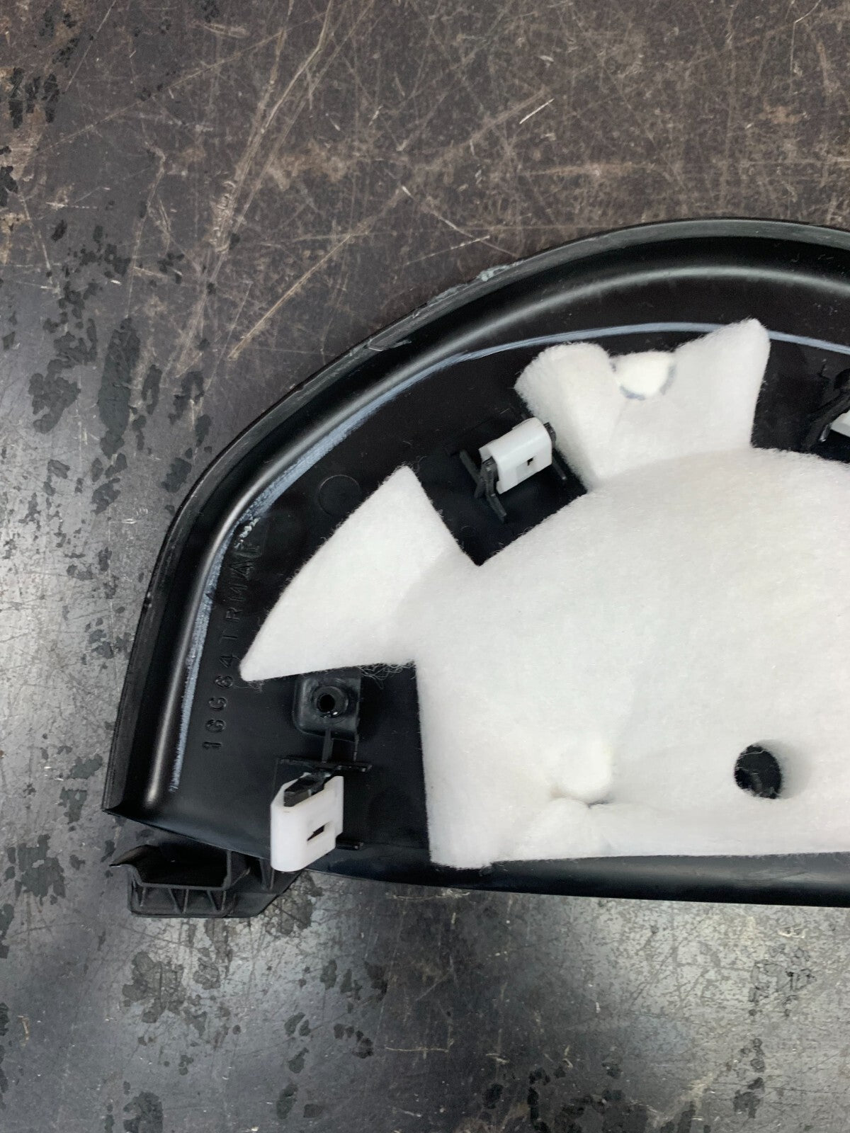 2011-2020 JEEP GRAND CHEROKEE FRONT RIGHT/PASSENGER DASHBOARD END COVER TRIM OEM