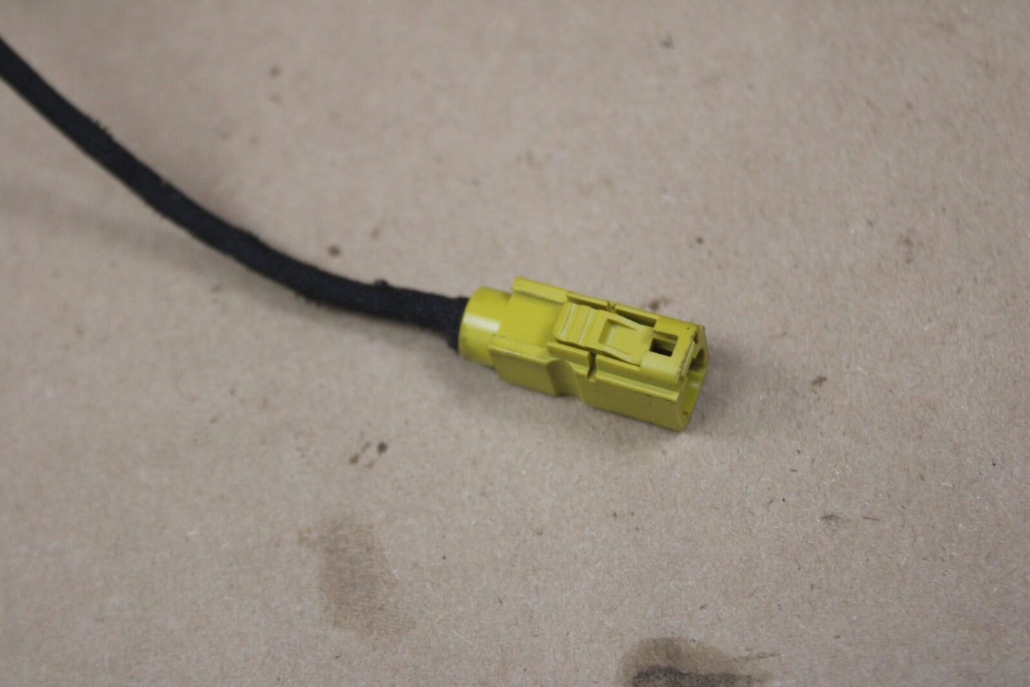 2011-2016 DODGE JEEP CHRYSLER SRT OEM SHARK FIN ROOF GPS ANTENNA 05064908AA