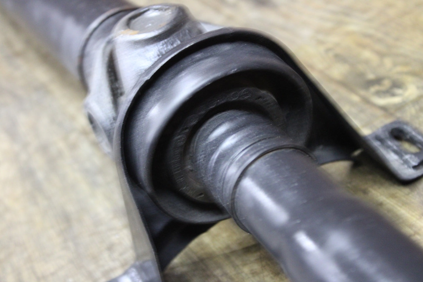 09-13 Dodge Challenger SRT8 Driveshaft Mopar Shaft OEM Automatic 05038277AE 69k