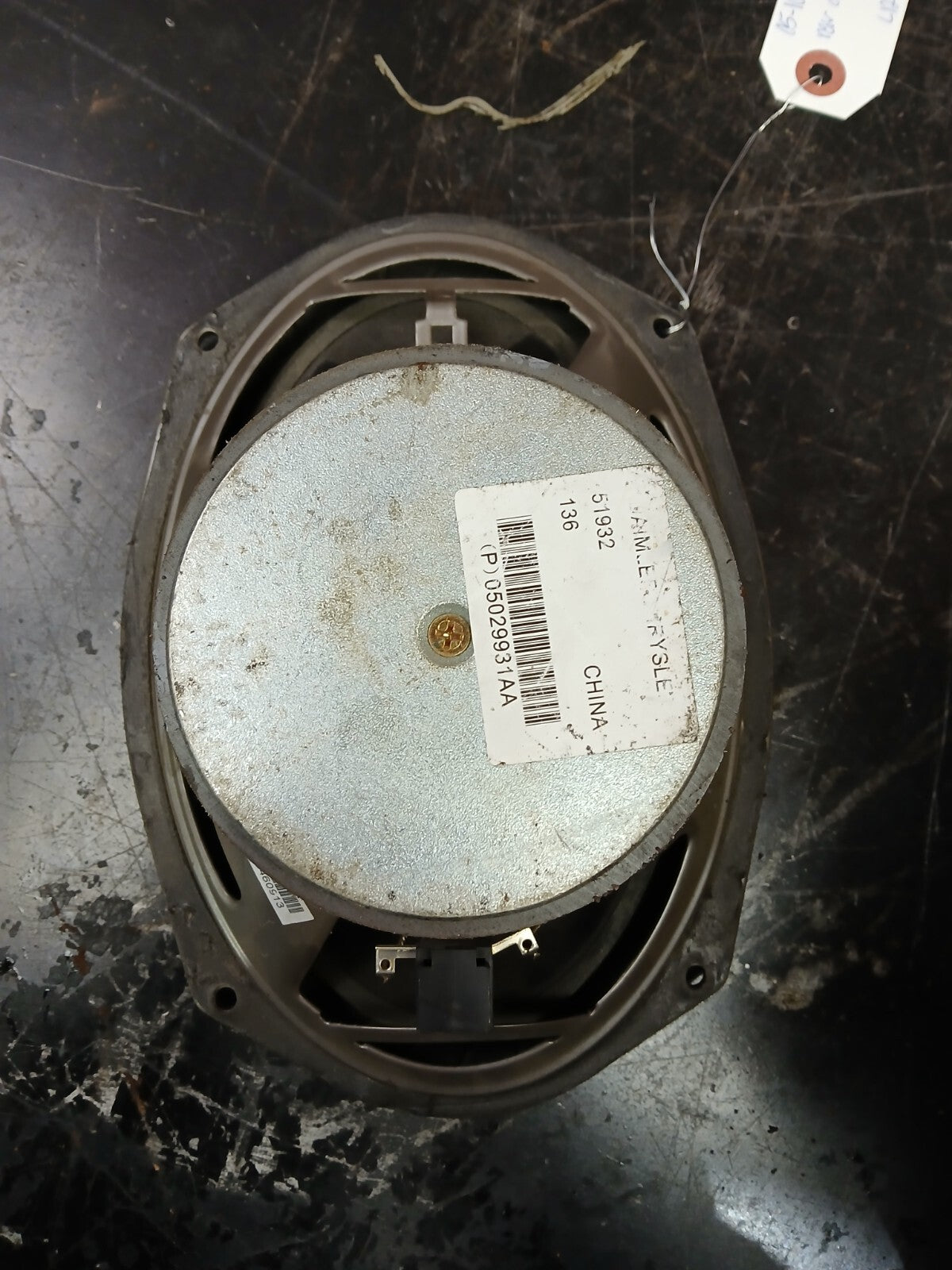 2006-2007 Dodge Charger Chrysler 300 Rear 6 x 9 Audio Speaker 05029931aa