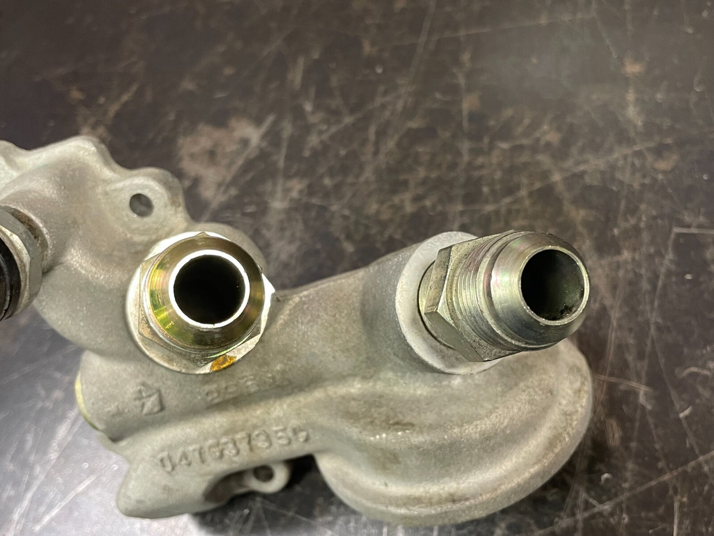 1996-2002 Dodge Viper 8.0L Oil Filter Housing Adapter With Thermostat 04763735C