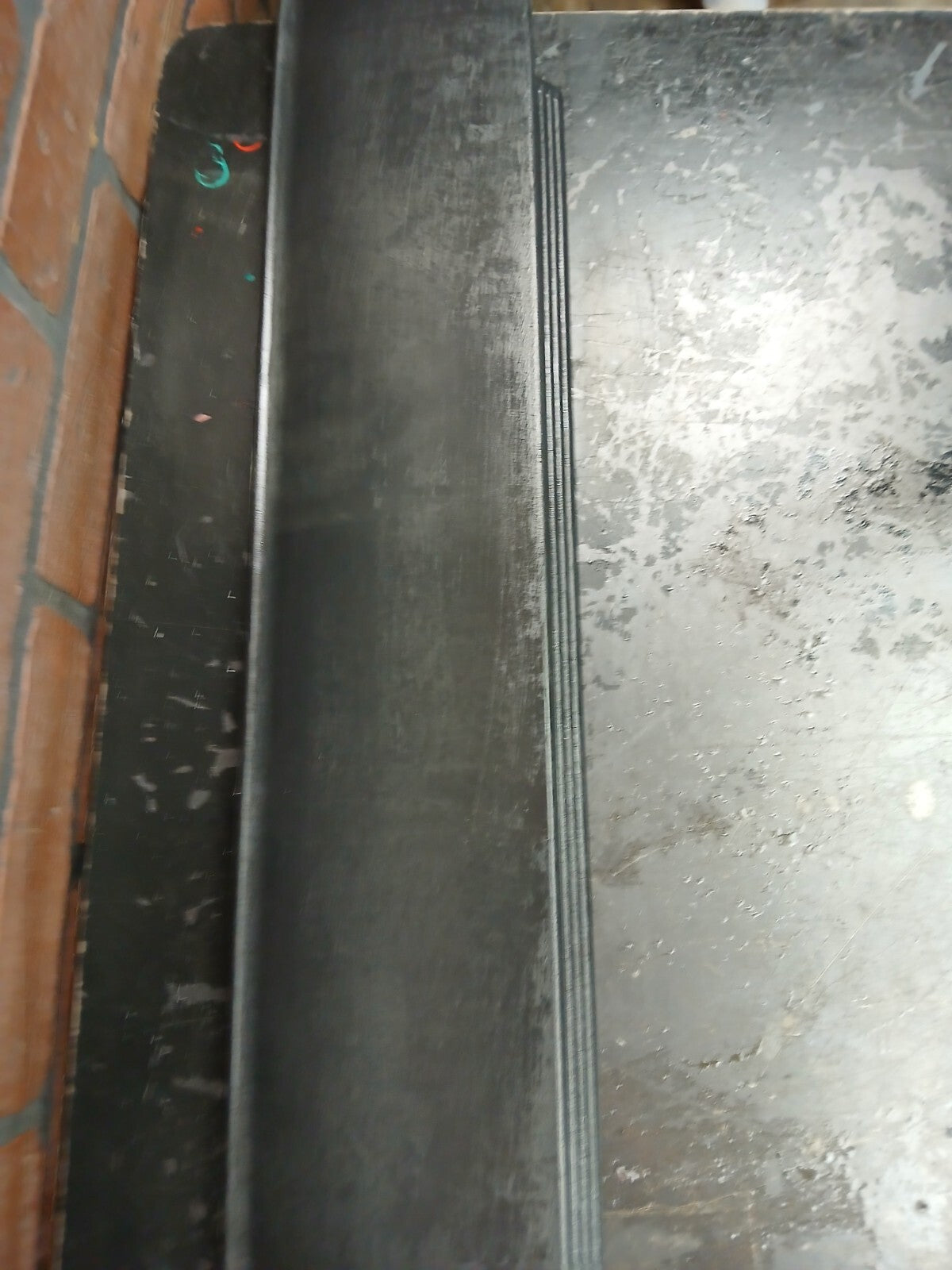 2008-2014 Dodge Challenger Passenger RH Side Skirt Rocker Molding 05028798ah