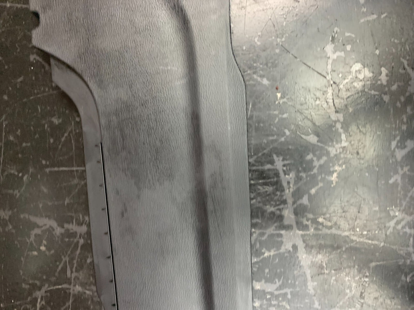2015-2023 DODGE CHALLENGER CENTER CONSOLE LEFT DRIVER COVER TRIM 5XQ85DX9AB OEM.