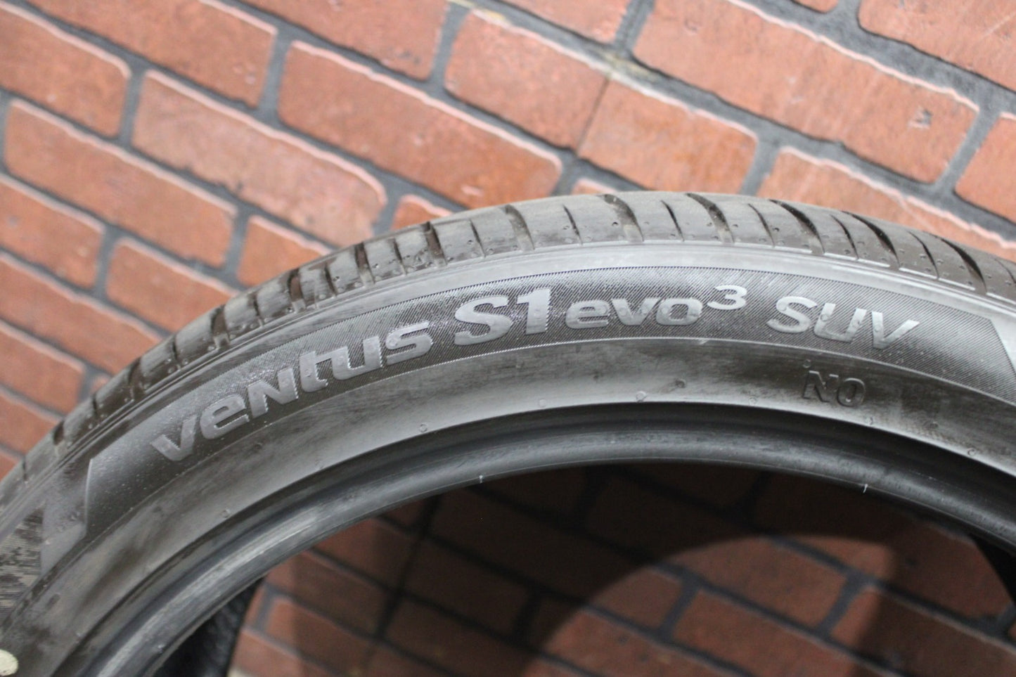 Hankook Ventus S1 evo3 SUV Used Tire 315/35ZR21 22' 5/32nds