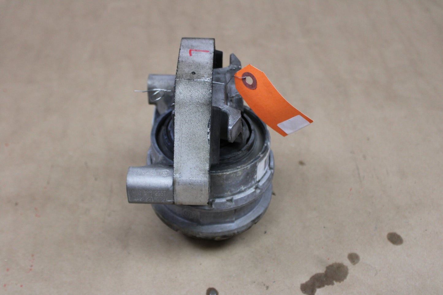 BAD 13-18 AUDI A8/S7/S8 4.0L FRONT LEFT ENGINE MOUNT WITH SENSOR OEM 4H0 907 508