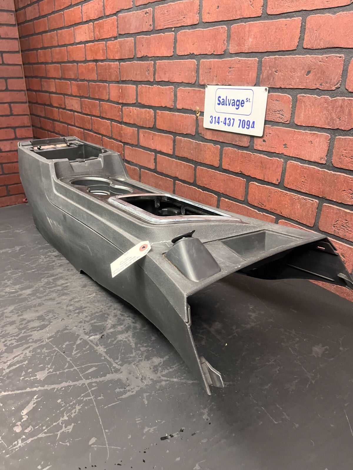 2008-2014 Dodge Challenger SRT Black Center Console Assembly OEM w/ Cupholders