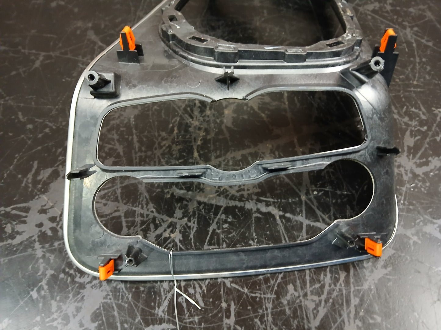 2015-22 Dodge Challenger Center Console Shifter Bezel Trim 5lf09xsbad 5pg702xcad
