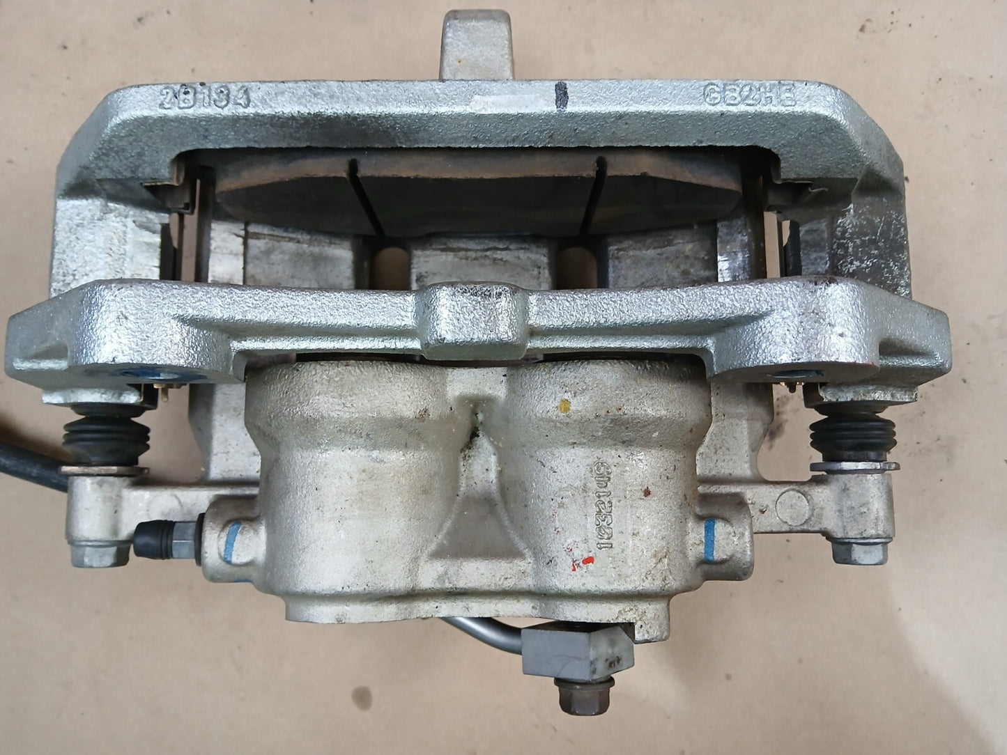 2015-2022 Ford Mustang GT Front LH & RH Brake Caliper Set Pair Silver