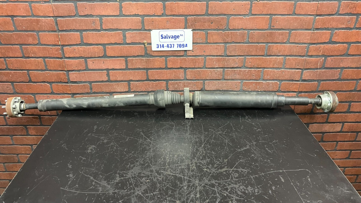 2015-2020 Dodge Challenger SRT *DAMAGED* Driveshaft RWD 6.4L 5.7L V8 Automatic