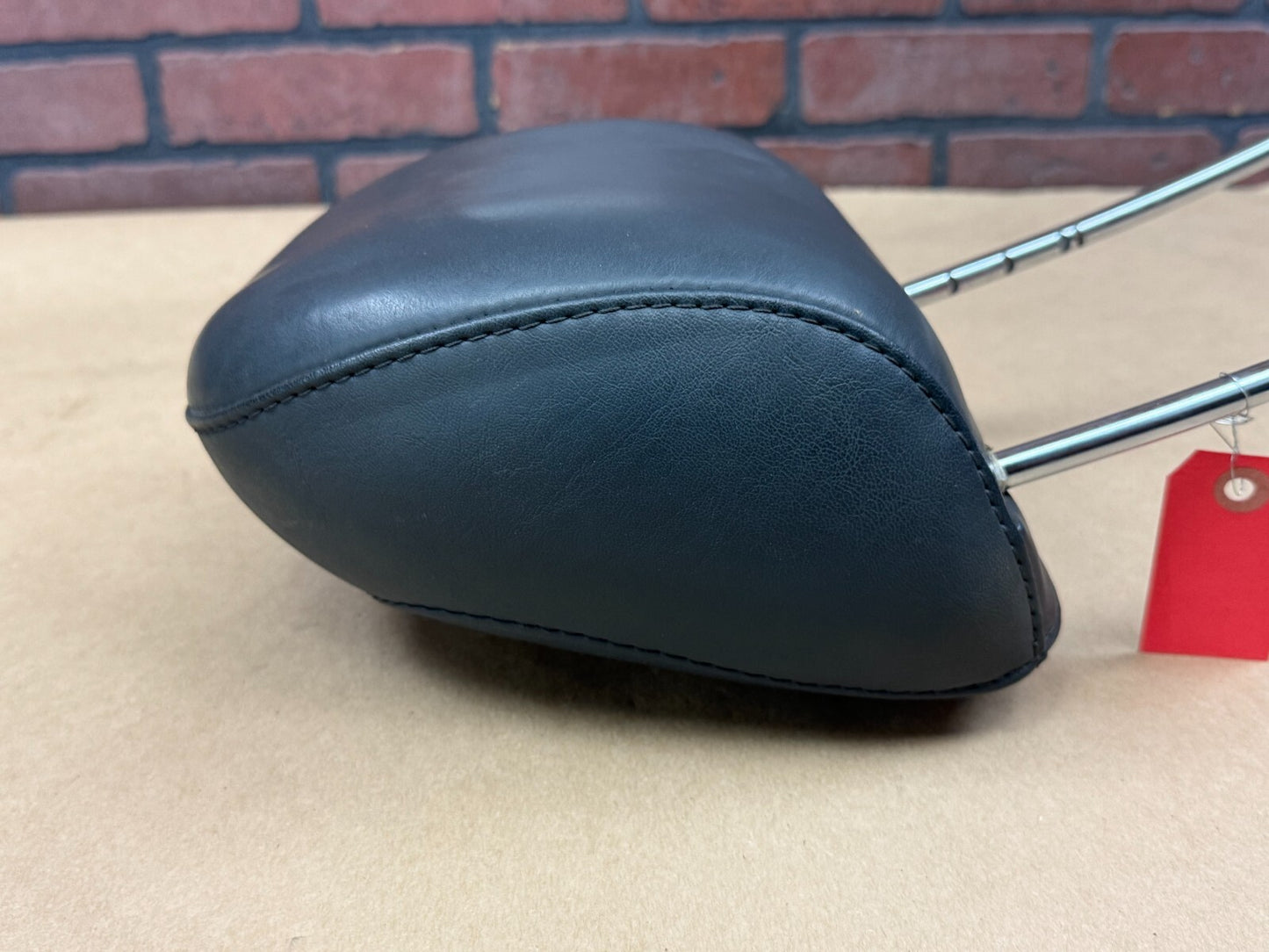 2006-2010 Dodge Charger/Magnum R/T SRT8 Leather Headrest Driver or Passenger