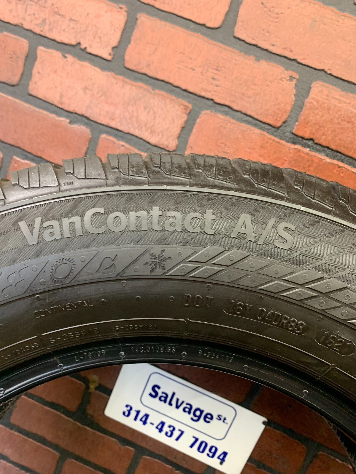 Used 235/65R16C Continental VanContact A/S 121/119R - 8/32