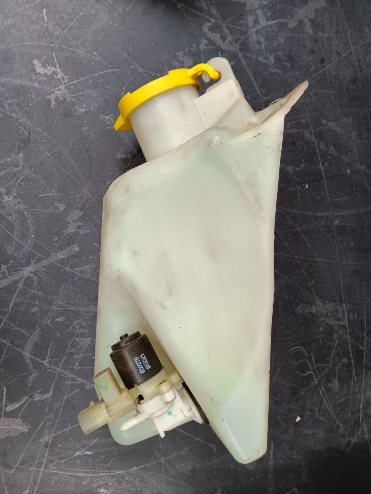1996-2002 Gen 2 Dodge Viper SRT-10 Windshield Washer Fluid Reservoir 5245737