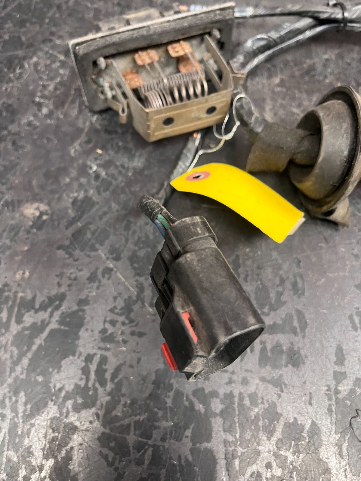 2003 Dodge Neon Wiper Motor Harness OEM