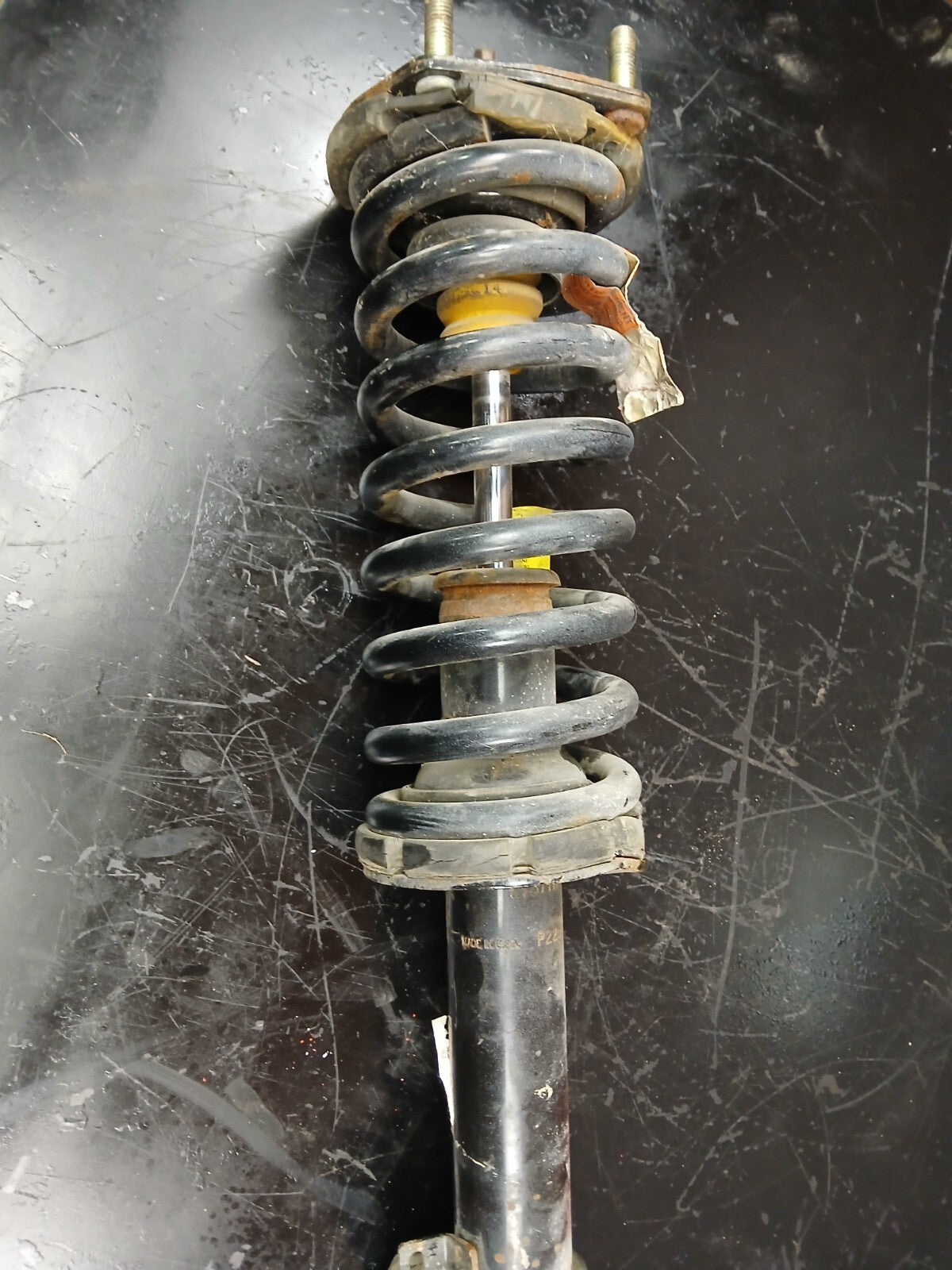 2005-2010 Jeep Grand Cherokee Strut Fork w/ Strut Shock & Spring Assembly
