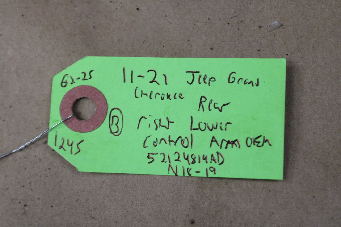 11-22 JEEP GRAND CHEROKEE 4WD REAR RIGHT SIDE LOWER CONTROL ARM OEM 52124814AD