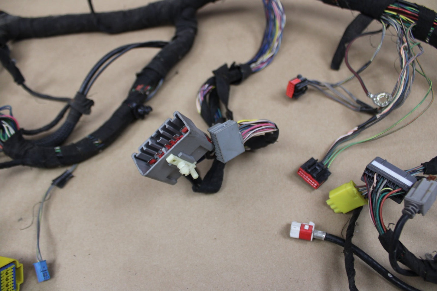 2013 Dodge Challenger SRT8 Instrument Panel Dash Wire Wiring Harness 68156557AB