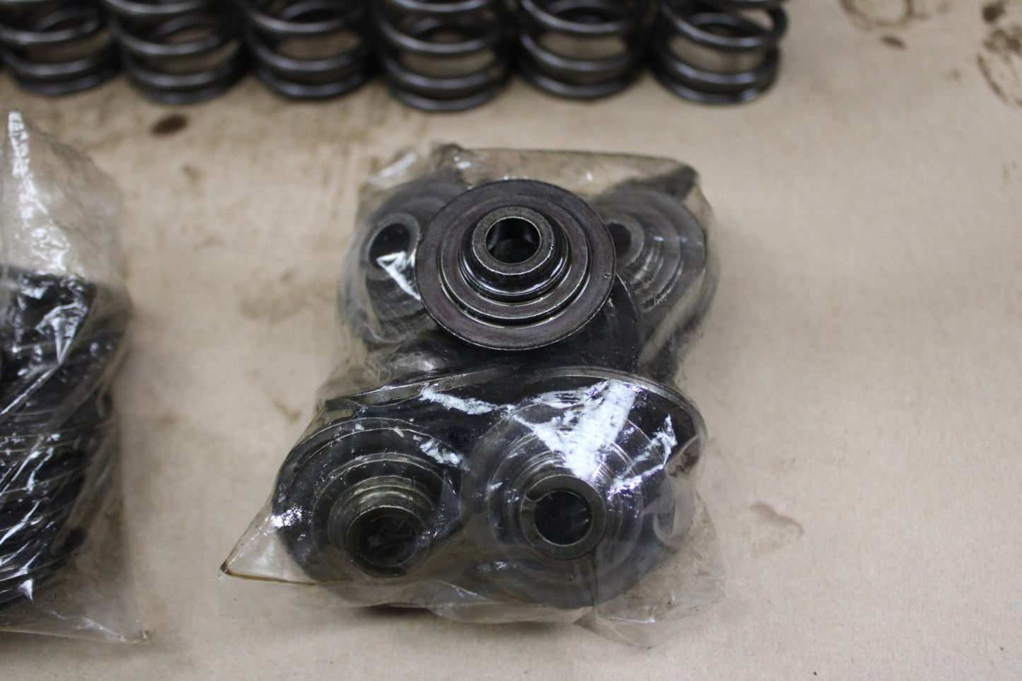 Gen 2 1992-2002 Dodge Viper V10 8.0L GTS R/T-10 Dual Valve Spring Seal Full Set
