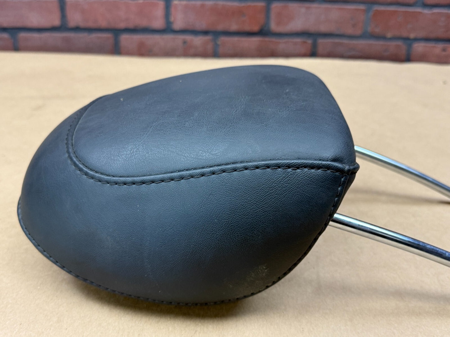 2006-2010 Dodge Charger/Magnum R/T SRT8 Leather Headrest Driver or Passenger