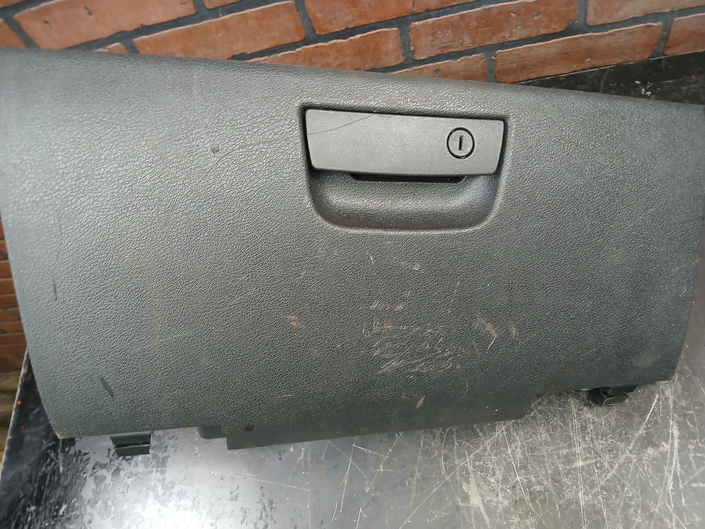 2008-2010 Jeep Grand Cherokee Dash Dashboard Glove Box Compartment Assembly