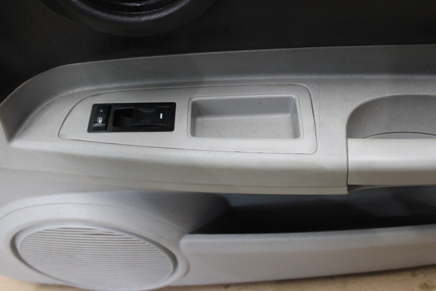 06-10 Dodge Charger SRT8 Front Passenger RH Side Interior Door Panel 0YH121DBAE