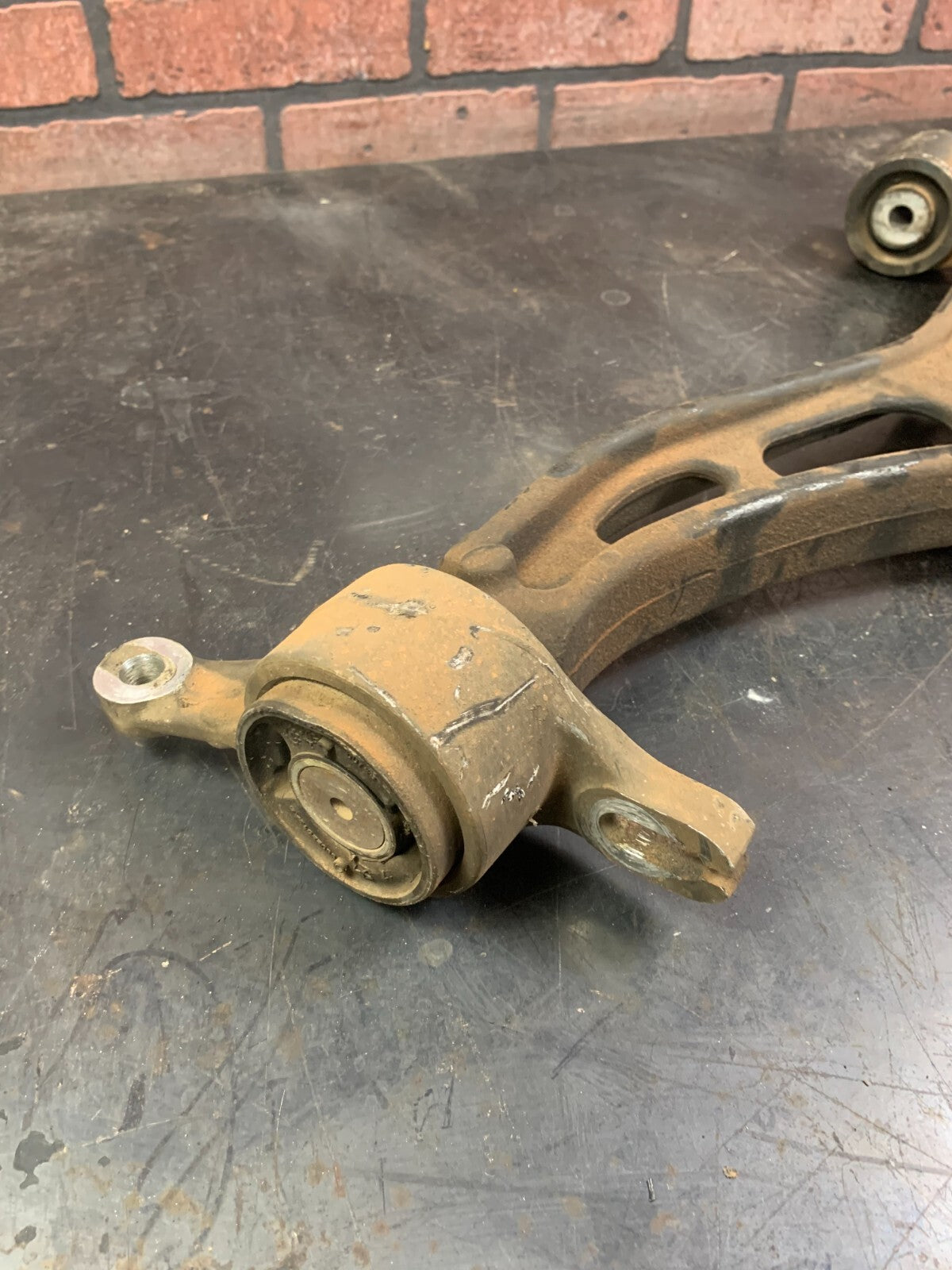 11-15 Grand Cherokee Durango SRT8 Front Right RH Lower Control Arm 68022604AD