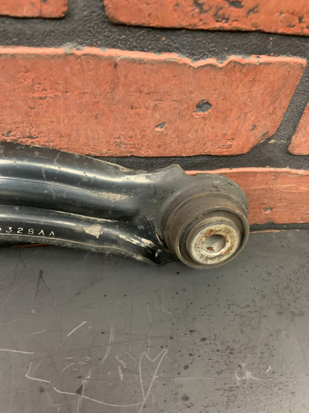 2018-2023 DODGE CHARGER REAR LEFT SIDE TENSION CONTROL ARM OEM