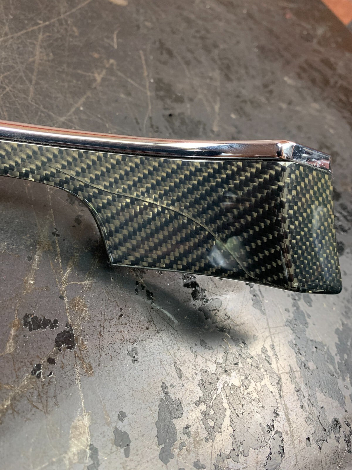 15-18 JEEP GRAND CHEROKEE SRT8 OEM FRONT LH DOOR PANEL CARBON FIBER TRIM Damaged