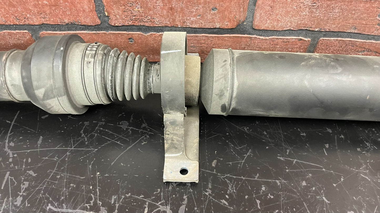2015-2020 Dodge Challenger SRT *DAMAGED* Driveshaft RWD 6.4L 5.7L V8 Automatic