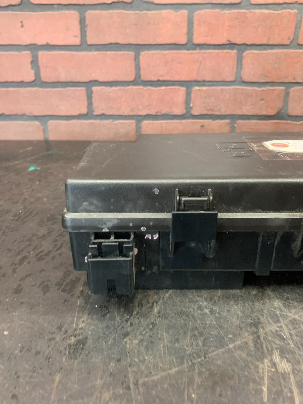 2015 RAM 1500 OEM FUSE BOX INTELLIGENT POWER DISTRIBUTION CENTER 68243263AC