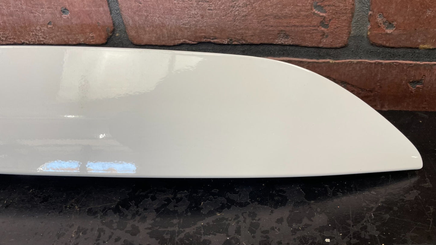 2013-2016 FORD ESCAPE TRUNK LID TAILGATE TRIM PANEL MOLDING W CAMERA WHITE
