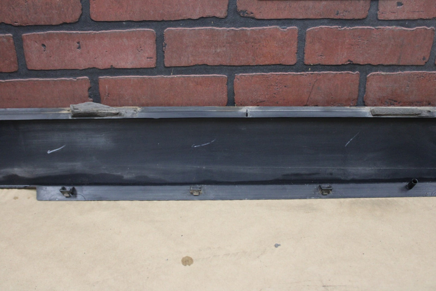 08-14 Dodge Challenger SRT8 Passenger RH Side Rocker Panel Side Skirt 05028798AE